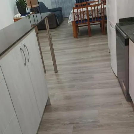 Piso 1ª Linea Y Centrico דירה