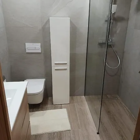 Piso 1ª Linea Y Centrico דירה